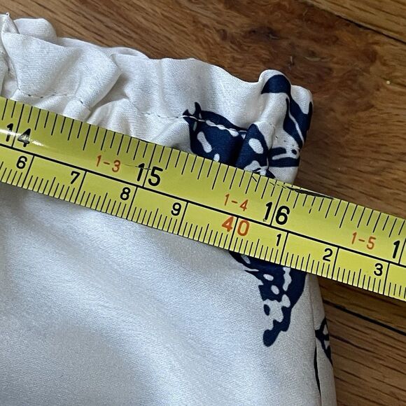 ANTHROPOLOGIE Printed Satin Pajama Set Top And Shorts M/L Cream Navy Blue NEW - Picture 15 of 16